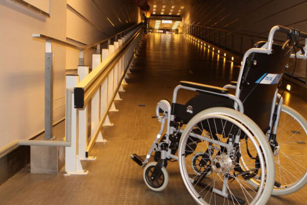 Аэропорт «Рига» номинирован на получение награды «Доступность среды аэропортов». аэропорт рига, доступность, инвалидность, награда, пассажир