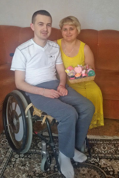 26-летний парализованный житель Луцка сумел стать… успешным мыловаром. андрей вронский, инвалидность, мыло, мыловар, травма