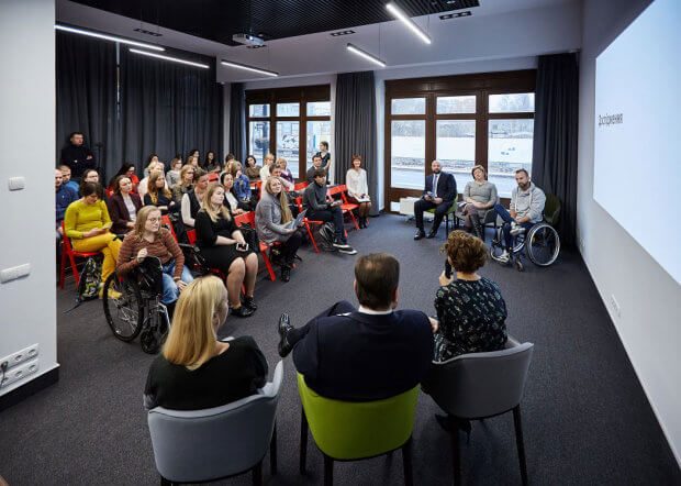 В Україні стартував рух за перетворення людей з інвалідністю з невидимок на реальних співробітників. працевлаштування, роботодавець, рух так має бути, інвалідність, інклюзивне суспільство