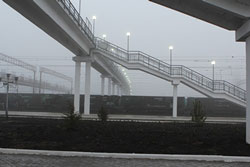 На станції П’ятихатки придніпровські залізничники побудували пішохідний міст, який обладнано підіймачами для інвалідних візків. п’ятихатки, підіймач, пішохідний міст, інвалідний візок, інспекція