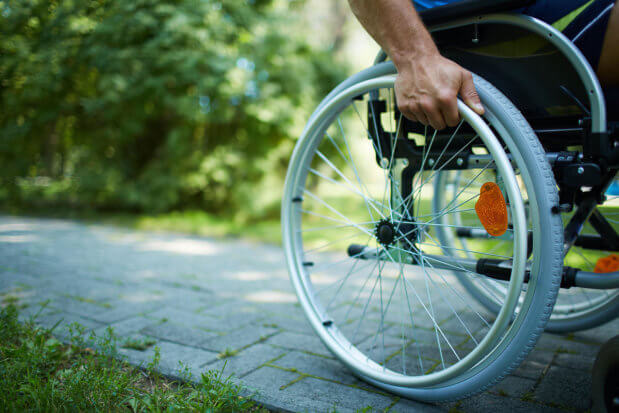 Доступность в Мариуполе для людей с инвалидностью – важно ли это?. мариуполь, доступность, инвалидность, самореалізація, інфраструктура