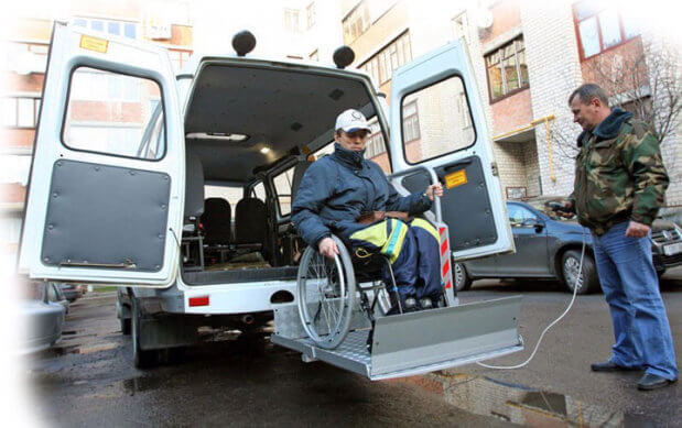 Социальное такси в Мелитополе делает первые шаги. мелітополь, инвалидность, поездка, проект, социальное такси