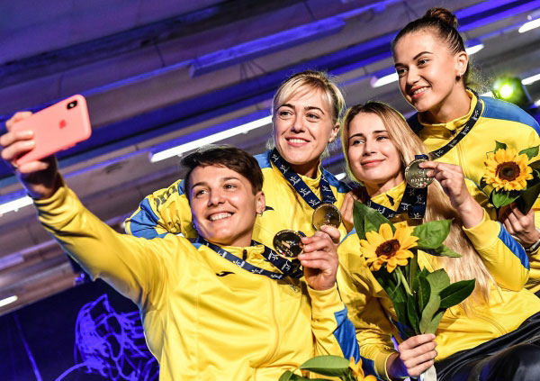 Українці завершили чемпіонат Європи з паралімпійського фехтування віце-чемпіонами. команда, нагорода, спортсмен, фехтування на візках, чемпіонат європи