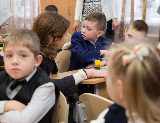 У Чернігові Марина Порошенко презентувала проекти «Бути Батьками», «Арсенал Ідей» та «Дитяча Демократія». марина порошенко, чернігів, презентація, проект, інклюзивна освіта