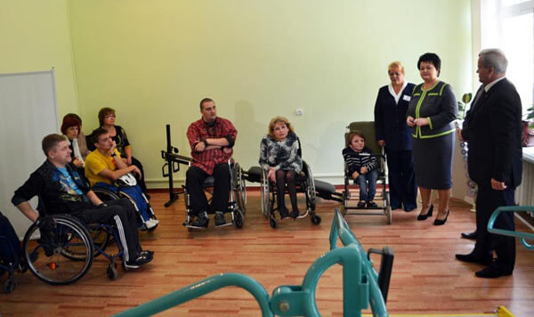 Про створення умов для освоєння навичок користування кріслами колісними осіб з обмеженими фізичними можливостями. обмеженими фізичними можливостями