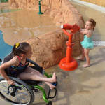 Світлина. У США відкрили перший аквапарк для людей з інвалідністю: зворушливі фото. Новини, інвалідність, США, аквапарк, Morgan’s Inspiration Island, Острів натхнення Моргана