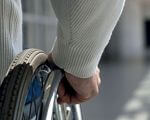 Люди, которых нет. Почему украинское общество не замечает инвалидов. инвалид, инвалидность, колясочник, ограниченными возможностями, травма, person, clothing, fashion accessory, close. A close up of a man