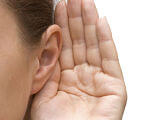 Глухие слышат сердцем. харьков, глухой, инвалид, нарушение слуха, язык жестов, person, indoor, nail, hand, finger. A hand holding a cell phone