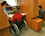 У кожного свої здібності, або приклади професій, де можуть реалізуватися особи з інвалідністю. працевлаштування, праця, професія, роботодавець, інвалідність, indoor, floor, person, furniture. A group of people sitting at a desk