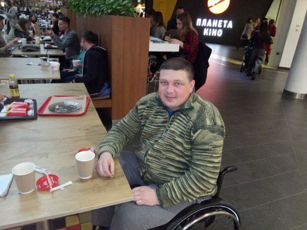 Життя у візку: як паралізований ветеран російсько-української війни допомагає таким, як і сам. сергій тітаренко, неповносправність, поранення, суспільство, інвалідність