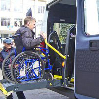 Соціальне таксі: полтавський досвід. полтава, перевезення, соціальне таксі, інвалідний візок, інвалідність