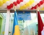 В Одесі відкрито перший Інклюзивно-ресурсний центр для особливих дітей (ФОТО, ВІДЕО). одеса, особливими освітніми потребами, патронат, інвалідність, інклюзивно-ресурсний центр, balloon. A store front at day