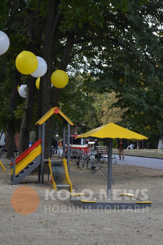 У Полтаві відкрили дитячий інклюзивний майданчик. полтава, проект, інвалідність, інклюзивний майданчик, інклюзія