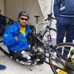 Олександр Чалапчій, не маючи обох ніг, під час підготовки до Invictus Games проїжджав на ручному велосипеді по 70 кілометрів на день