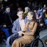 Світлина. Люди на інвалідних візках підкорили подіум у Харкові: яскраві фото та відео. Новини, інвалідність, інвалідний візок, модель, показ, Kharkiv Fashion-2019
