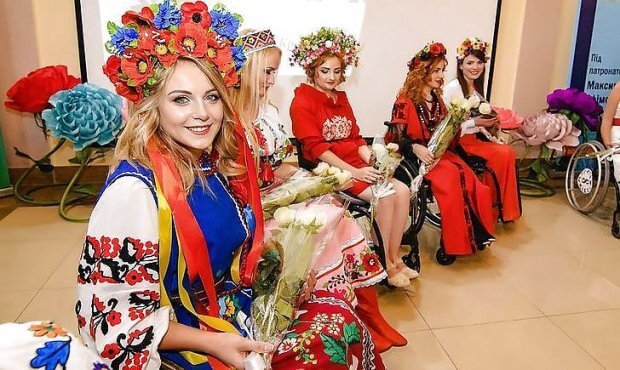 На Донеччині пройде всеукраїнський конкурс краси для дівчат на інвалідних візках. краматорськ, краса без обмежень, самореалізація, суспільство, інвалідність