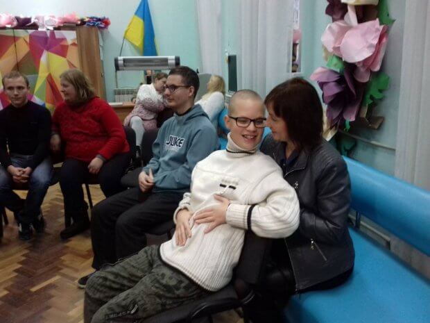 Зіркові собаки відвідали київських дітей з інвалідністю. дзиґа, київ, укроп, канистерапия, собака