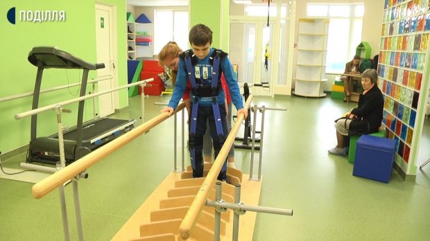 У Хмельницькому відкрили центр реабілітації для дітей з інвалідністю. хмельницький, центр реабілітації, дитина, побутові навички, інвалідність