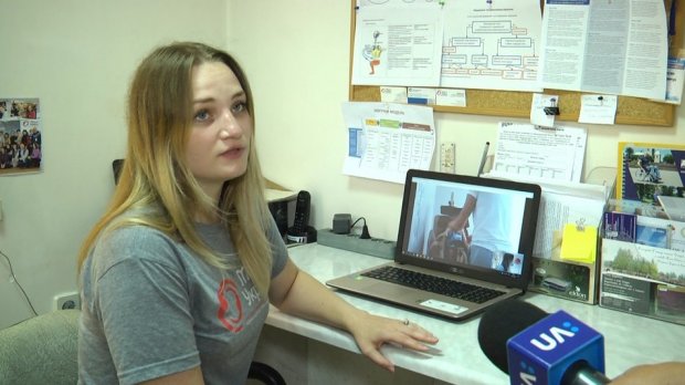 На Житомирщині терапевти-реабілітологи працюють з дітьми з інвалідністю в онлайн режимі. житомирщина, карантин, онлайн, терапевт-реабілітолог, інвалідність