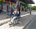 Опыт жительницы Краматорска Карины: как живется людям на инвалидной коляске?. краматорськ, доступность, инвалидная коляска, пандус, перелом