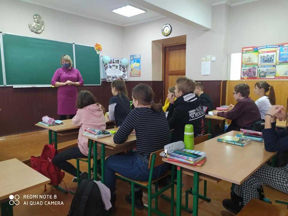 Регіональний координатор Уповноваженого провела для учнів черкаської школи урок з формування толерантного ставлення до людей з інвалідністю. черкаси, дискримінація, суспільство, толерантність, інвалідність