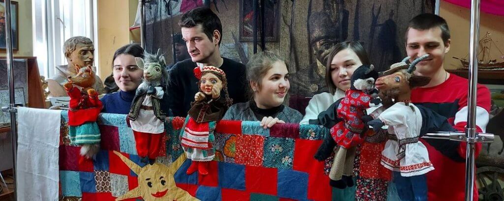“Це наповнює”. В Одесі люди з інвалідністю готують лялькову виставу (ФОТО). одеса, особливий театр ляльок, арттерапія, вистава, інвалідність