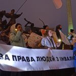 Світлина. “Ми всі рівні”, – на Майдані відбулась акція в підтримку прав людей з інвалідністю. Закони та права, інвалідність, Київ, підтримка, акция, Fight for Right
