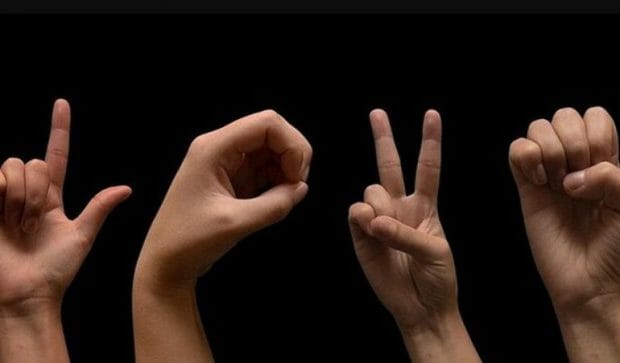 Держпослуги жестовою мовою: які стандарти надання адмінпослуг затвердило Мінцифри. мінцифри, держпослуги, жестова мова, спілкування, стандарт