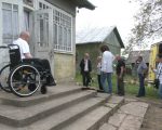 На Івано-Франківщині у покинутих будинках облаштовують домівки для переселенців з інвалідністю (ФОТО, ВІДЕО). івано-франківщина, оксана мироненко, будинок, переселенец, інвалідність