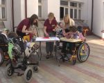 У Львові проводять реабілітацію для дітей-переселенців (ФОТО, ВІДЕО). львів, дитина-переселенець, допомога, навчально-реабілітаційний центр джерело, інвалідність