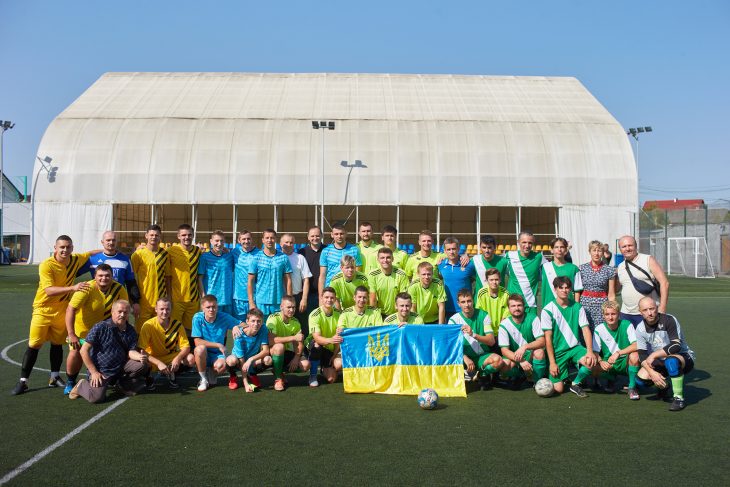 У Франківську відбувся відкритий міський турнір з міні-футболу серед осіб з інвалідністю (ФОТО). івано-франківськ, міні-футбол, порушення слуху, турнір, інвалідність