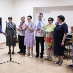 Концерт для переселенців організували у Вінниці незрячі музиканти