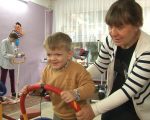 Допомагають батькам: на Черкащині реабілітують дітей з інвалідністю (ФОТО). черкащина, батьки, денний догляд, дитина, інвалідність