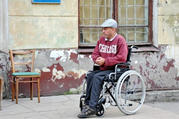 Евакуація та гуманітарна допомога: як переселенці з інвалідністю з Луганщини релокувалися у нове місце і допомагають іншим. впо, луганщина, микола надулічний, евакуація, інвалідність