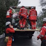 Загони Червоного Хреста евакуювали з Херсона 105 маломобільних людей