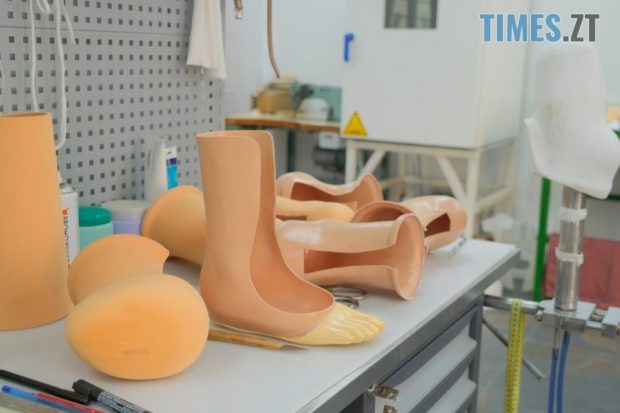 У Житомирі фірма «СОФ-Орто» пропонує безкоштовне протезування. житомир, протез, протезування, підприємство, фірма соф-орто