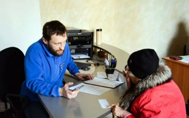 На Одещині внутрішні переселенці з інвалідністю можуть отримати додаткову грошову допомогу. впо, карітас. одеса, одещина, грошова допомога, інвалідність