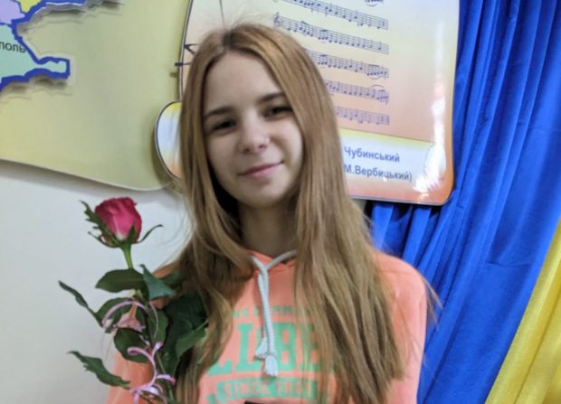 Школярка завоювала гран-прі міжнародного конкурсу з піснею про Україну жестовою мовою. гран-прі, яна березко, жестова мова, нагорода, пісня