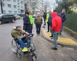 У Тернополі громадські активісти незадоволені умовами для пересування містом людей з інвалідністю (ФОТО). тернопіль, вулиця, пересування, ремонт, інвалідність