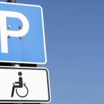 Кияни з інвалідністю відстоюють свої місця для паркування