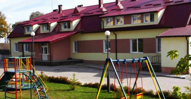 Як на Рогатинщині 12 років працює Черченська спеціальна школа для дітей з порушенням опорно-рухового апарату. черче, допомога, освіта, реабілітація, школа
