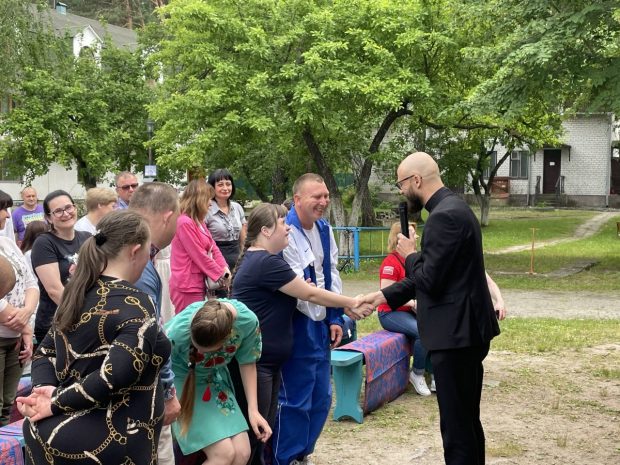 В Житомирській області стартував новий проєкт реабілітації для дітей з інвалідністю «Крок вперед». житомирська область, карітас-спес україна, центр лелека, проєкт крок вперед, інвалідність