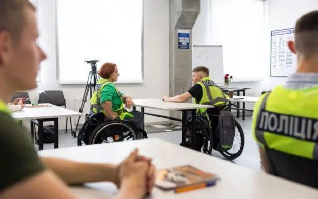 Інклюзія в дії: як на Донеччині допомагають працевлаштовувати людей з інвалідністю. донеччина, працевлаштування, роботодавець, робоче місце, інвалідність