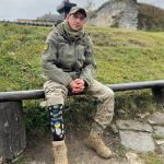 "Йшов воювати, а не відсиджуватися". Історія механіка з Буковини, який втратив ногу на війні й служить в ТЦК (ФОТО, ВІДЕО)