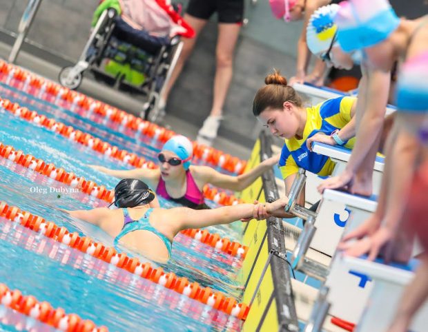 Луганчани здобули п’ять медалей на змаганнях з плавання серед спортсменів з інвалідністю. луганчани, змагання, плавання, спортсмен, інвалідність