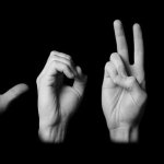 Що потрібно знати про жестову мову