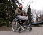 “Мам, я буду ходити, тільки не плач”: історія ветерана ЗСУ з Одещини, який втратив ноги під час мінометного обстрілу (ФОТО, ВІДЕО). ветеран зсу, крісло колісне, поранення, протез, центр superhumans