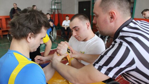 Спортсмени із Житомирщини розпочали змагання на Всеукраїнському чемпіонаті з параармреслінгу. закарпаття, змагання, параармреслінг, чемпіонат, інвалідність