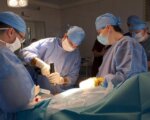 Складна операція: імплантат для кріплення протеза вживили в кістку пацієнту лікарі з Вінниці (ФОТО). вінниця, операція, остеоінтеграційне протезування, пацієнт, протез