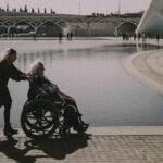 Хто не може оформити опіку над людиною з інвалідністю – відповідає юрист